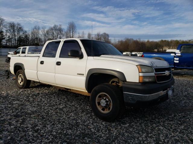 1GCHC33U17F111111 - 2007 CHEVROLET SILVERADO C3500 WHITE photo 4