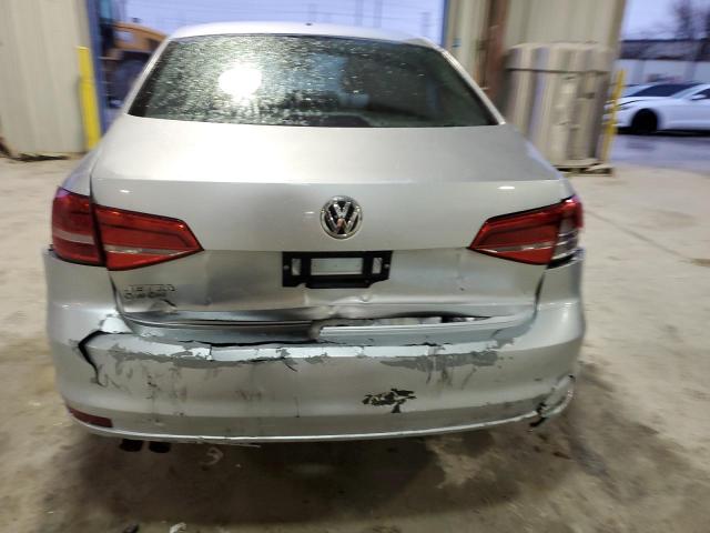 3VW2K7AJ2FM421319 - 2015 VOLKSWAGEN JETTA BASE 银色 照片 6