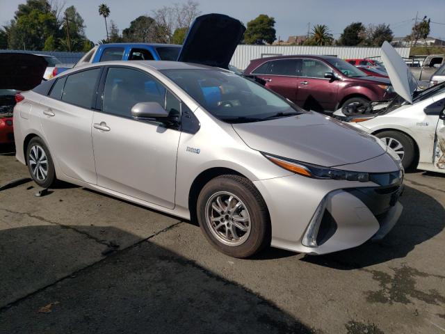 JTDKARFP0K3115438 - 2019 TOYOTA PRIUS PRIM 银色 照片 4