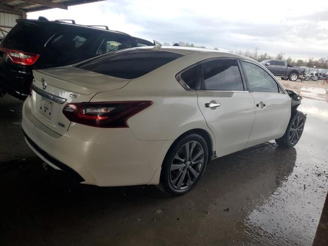 1N4AL3AP8JC155572 - 2018 NISSAN ALTIMA 2.5 WHITE photo 3