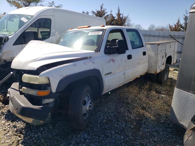 1GBJC33UX2F223677 - 2002 CHEVROLET SILVERADO C3500 WHITE photo 1