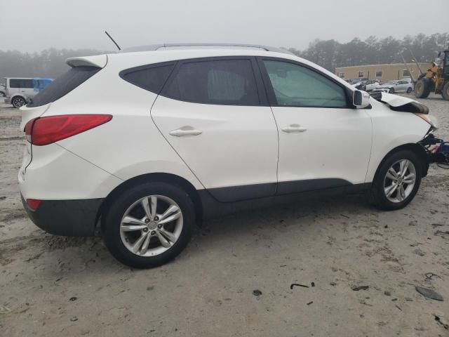 KM8JUCAC6DU707391 - 2013 HYUNDAI TUCSON GLS WHITE photo 3