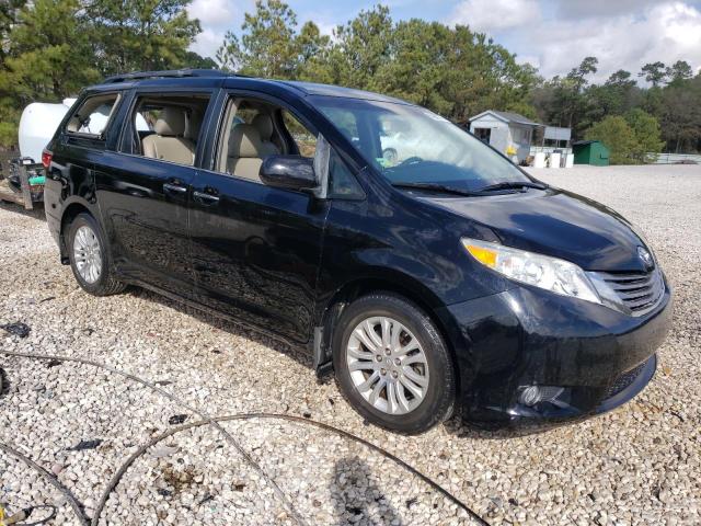 5TDYK3DC5FS549833 - 2015 TOYOTA SIENNA XLE BLACK photo 4