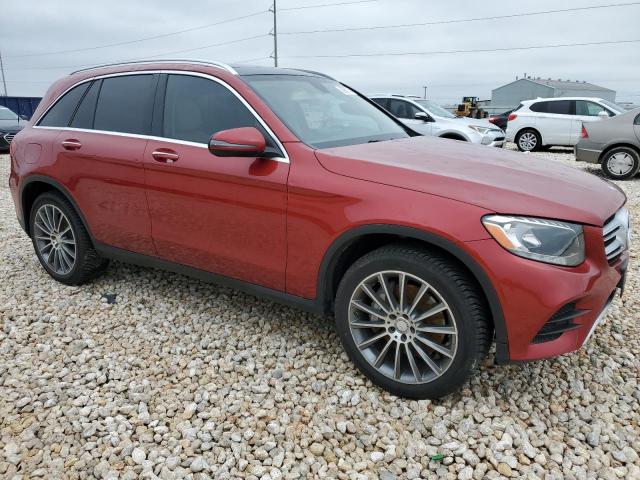 WDC0G4JB8GF010568 - 2016 MERCEDES-BENZ GLC 300 RED photo 4