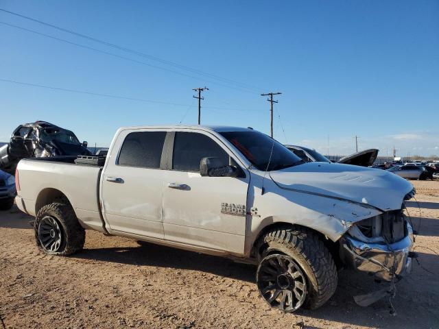 3C6UR5DLXHG652440 - 2017 RAM 2500 SLT WHITE photo 4