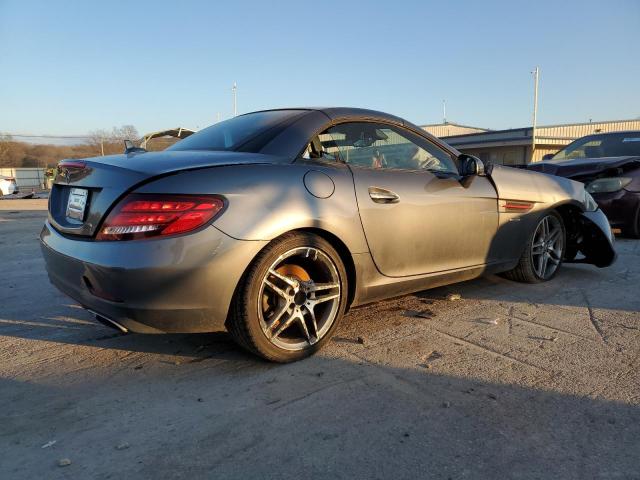 WDDPK3JA2JF148091 - 2018 MERCEDES-BENZ SLC 300 GRAY photo 3