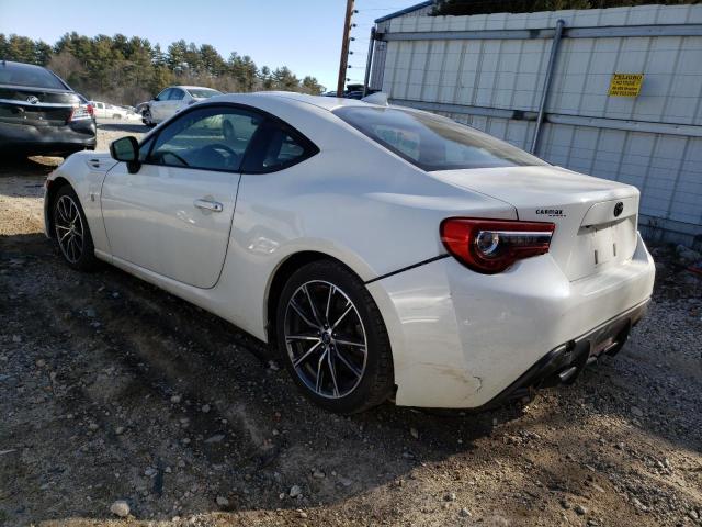 JF1ZNAA12H9701691 - 2017 TOYOTA 86 BASE WHITE photo 2