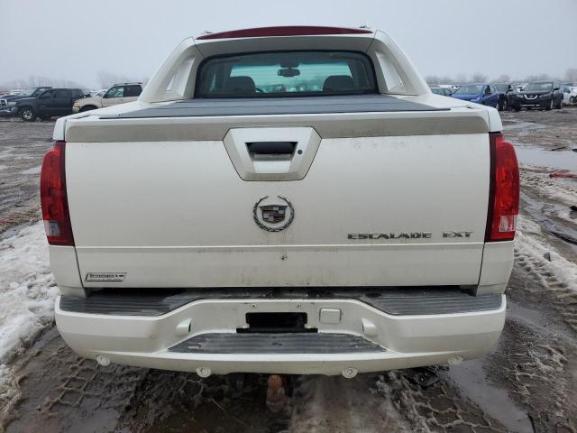 3GYEK63N63G285548 - 2003 CADILLAC ESCALADE EXT WHITE photo 6