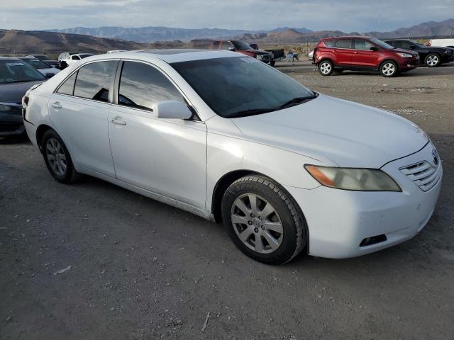 4T1BK46K57U541837 - 2007 TOYOTA CAMRY LE WHITE photo 4