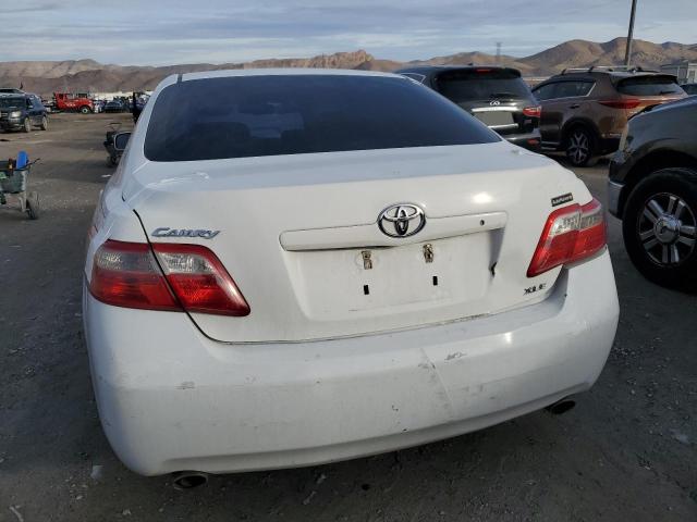 4T1BK46K57U541837 - 2007 TOYOTA CAMRY LE WHITE photo 6