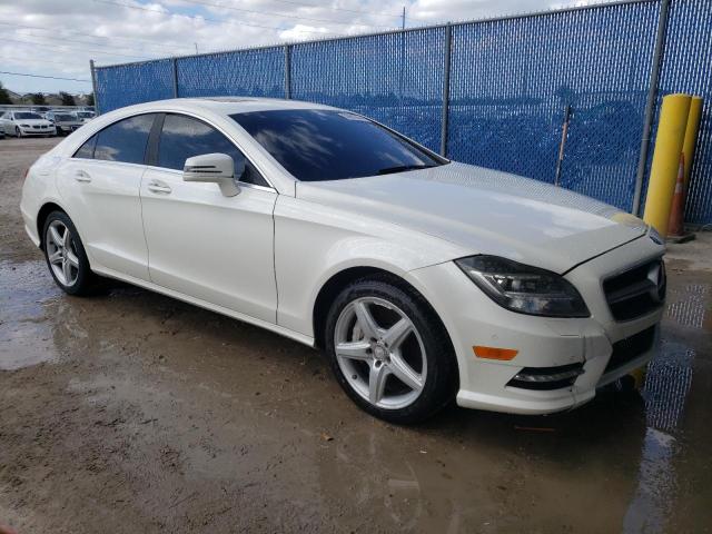 WDDLJ7DB4EA122592 - 2014 MERCEDES-BENZ CLS 550 WHITE photo 4