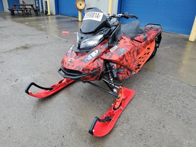 2BPSUYKH8KV000021 - 2019 SKI DOO BACKCOUNTR RED photo 2