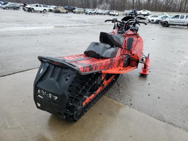 2BPSUYKH8KV000021 - 2019 SKI DOO BACKCOUNTR RED photo 4