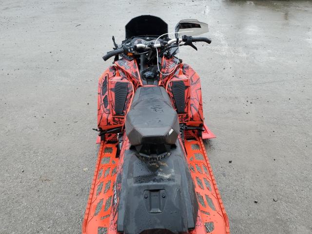 2BPSUYKH8KV000021 - 2019 SKI DOO BACKCOUNTR RED photo 5