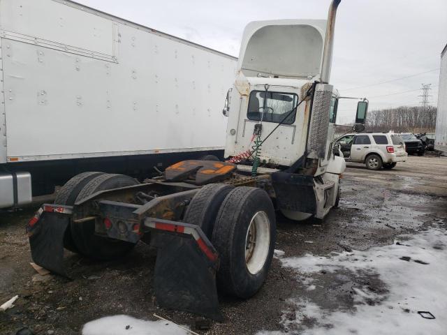 1FUY3WEB91LH57658 - 2001 FREIGHTLINER CONVENTION FLD112 WHITE photo 4