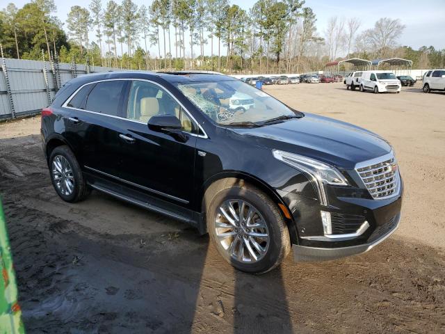 1GYKNFRS0HZ165310 - 2017 CADILLAC XT5 PLATINUM BLACK photo 4