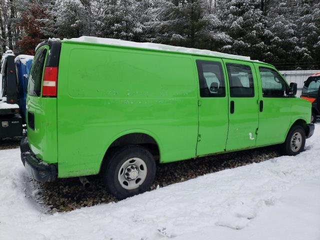 1GCHG39K381152610 - 2008 CHEVROLET EXPRESS G3 GREEN photo 3