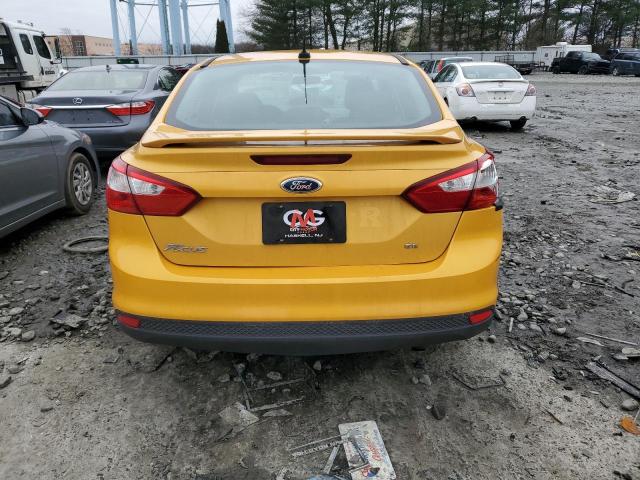 1FAHP3F24CL351365 - 2012 FORD FOCUS SE ORANGE photo 6