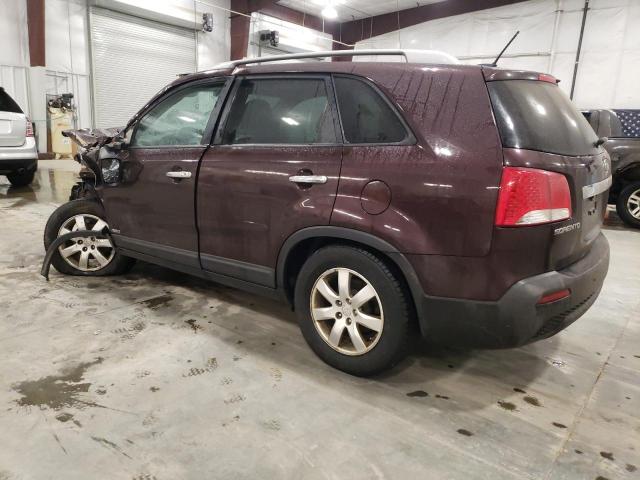 5XYKTDA19BG171714 - 2011 KIA SORENTO BASE BURGUNDY photo 2