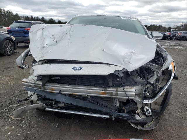 3FA6P0H75DR211052 - 2013 FORD FUSION SE SILVER photo 5