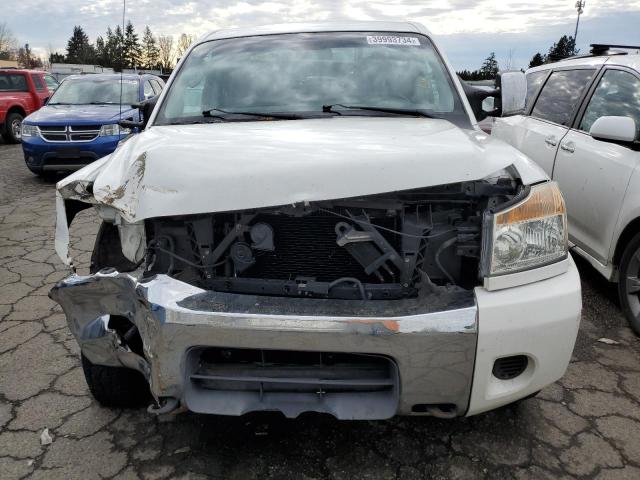 1N6AA0EJ4AN310141 - 2010 NISSAN TITAN XE WHITE photo 5