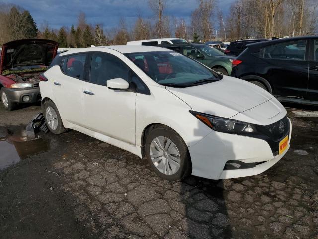 1N4AZ1BVXPC556792 - 2023 NISSAN LEAF S WHITE photo 4