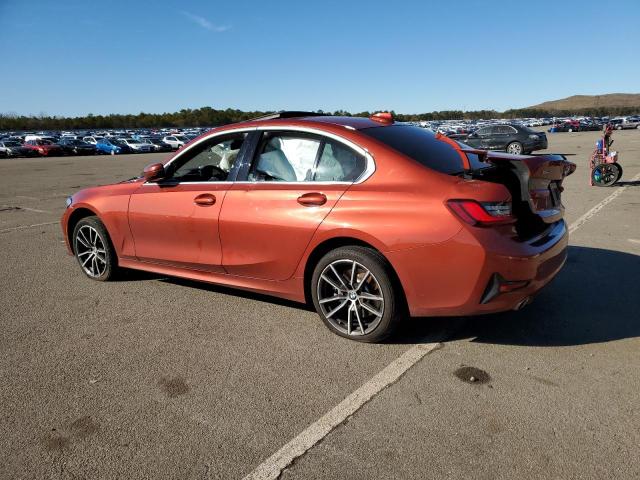 3MW5R7J02N8C33231 - 2022 BMW 330XI ORANGE photo 2