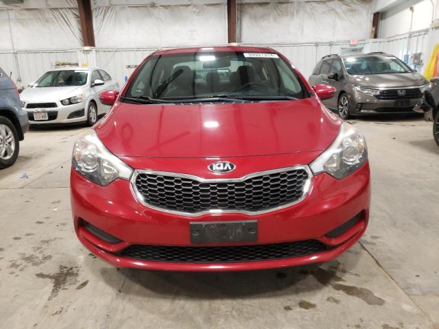 KNAFX4A6XE5134117 - 2014 KIA FORTE LX RED photo 5