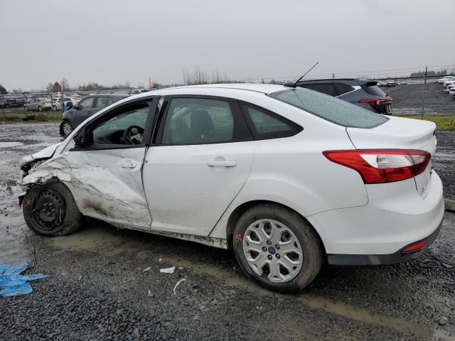 1FAHP3F20CL362833 - 2012 FORD FOCUS SE WHITE photo 2