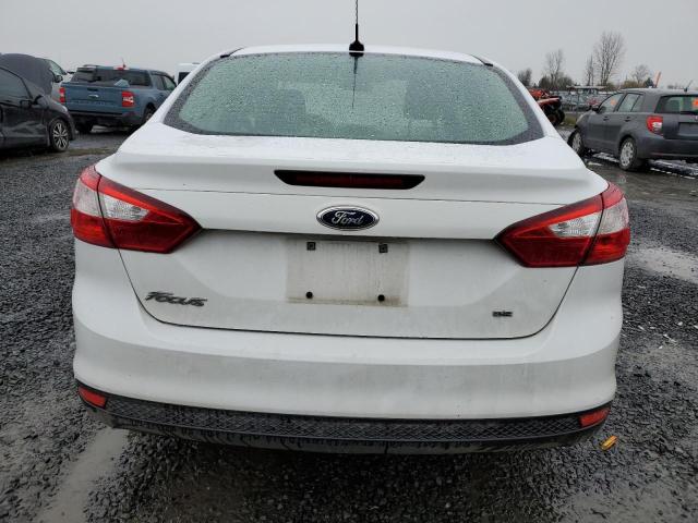 1FAHP3F20CL362833 - 2012 FORD FOCUS SE WHITE photo 6