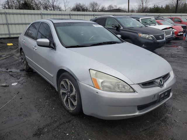 1HGCM66855A038408 - 2005 HONDA ACCORD EX SILVER photo 4