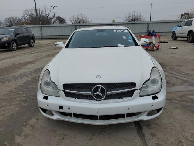 WDDDJ7CB3BA169033 - 2011 MERCEDES-BENZ CLS 550 WHITE photo 5