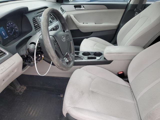 5NPE24AF9FH026263 - 2015 HYUNDAI SONATA SE SILVER photo 7