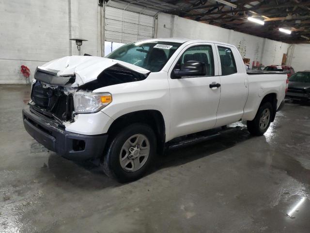 5TFRM5F13HX112013 - 2017 TOYOTA TUNDRA DOUBLE CAB SR/SR5 WHITE photo 1
