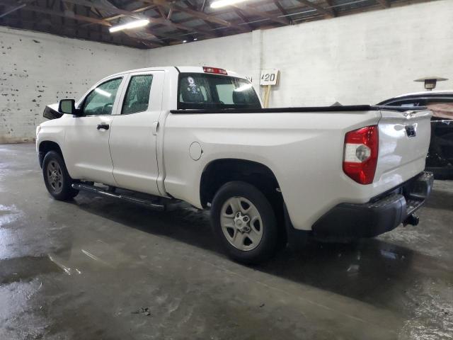 5TFRM5F13HX112013 - 2017 TOYOTA TUNDRA DOUBLE CAB SR/SR5 WHITE photo 2
