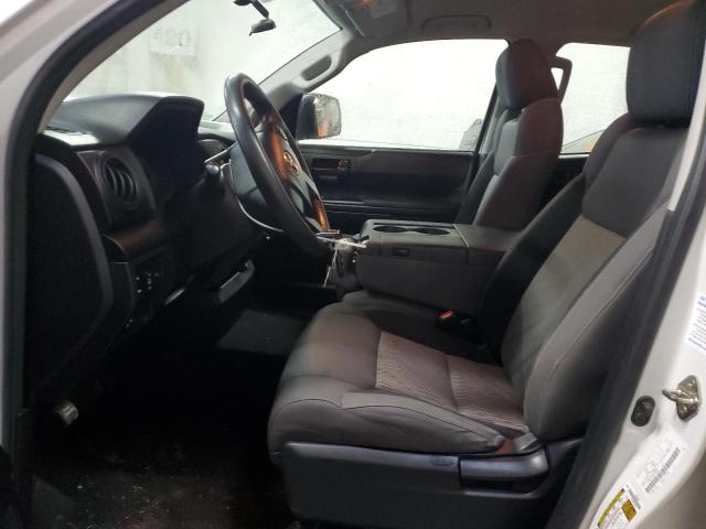 5TFRM5F13HX112013 - 2017 TOYOTA TUNDRA DOUBLE CAB SR/SR5 WHITE photo 7