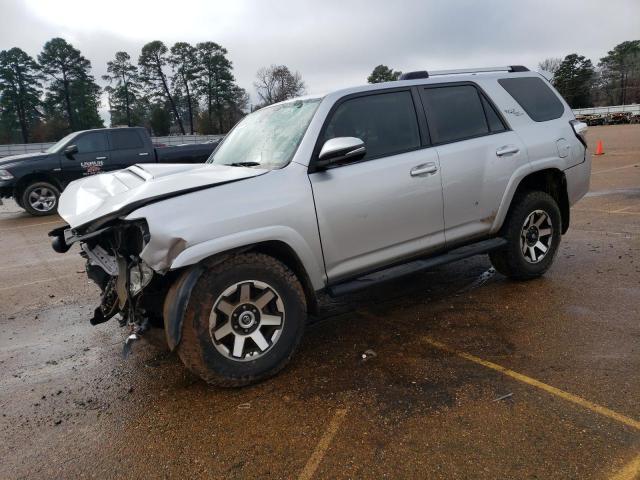 2018 TOYOTA 4RUNNER SR5/SR5 PREMIUM, 