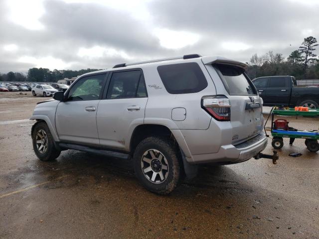 JTEBU5JR1J5521669 - 2018 TOYOTA 4RUNNER SR5/SR5 PREMIUM 银色 照片 2