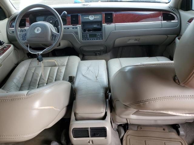 1LNHM81W24Y677238 - 2004 LINCOLN TOWN CAR EXECUTIVE WHITE photo 8