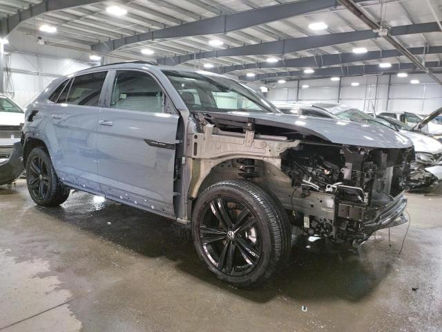 1V2SE2CA3PC228821 - 2023 VOLKSWAGEN ATLAS CROS SEL R-LINE GRAY photo 4