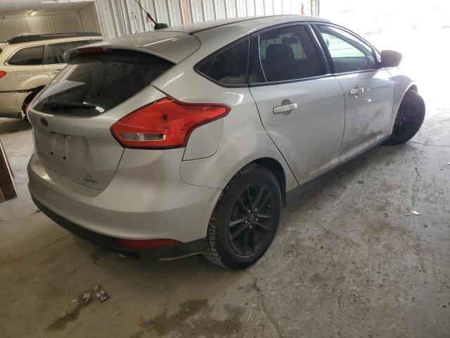 1FADP3K25GL277030 - 2016 FORD FOCUS SE SILVER photo 3