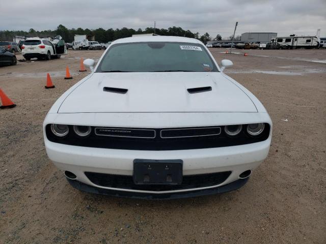 2C3CDZAG7KH525240 - 2019 DODGE CHALLENGER SXT WHITE photo 5