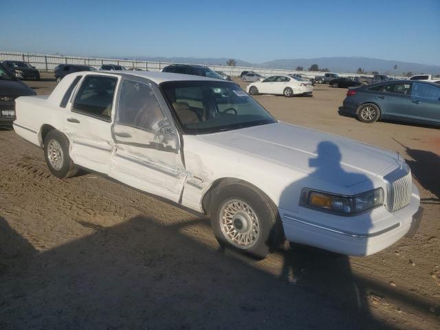 1LNLM81W9VY715821 - 1997 LINCOLN TOWN CAR E WHITE photo 4