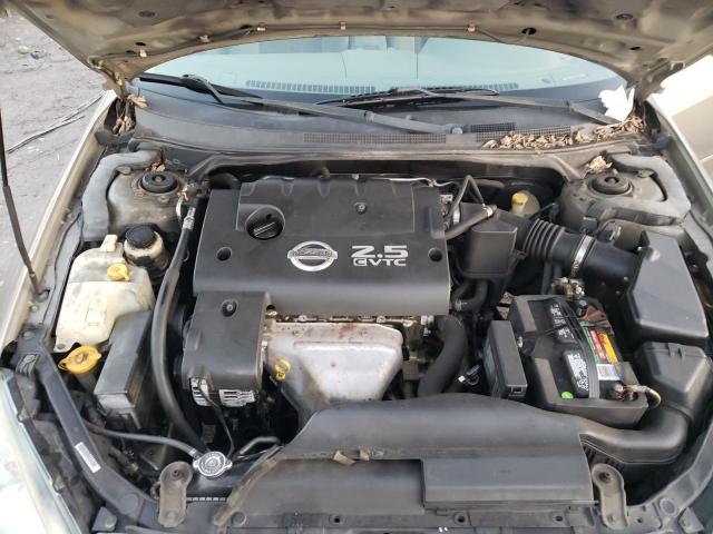 1N4AL11D43C106348 - 2003 NISSAN ALTIMA BASE SILVER photo 11