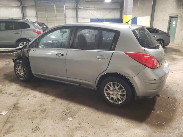 3N1BC13E09L355539 - 2009 NISSAN VERSA S GRAY photo 2