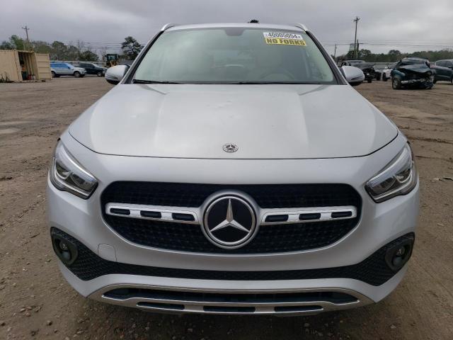 W1N4N4GB9NJ357768 - 2022 MERCEDES-BENZ GLA 250 SILVER photo 5