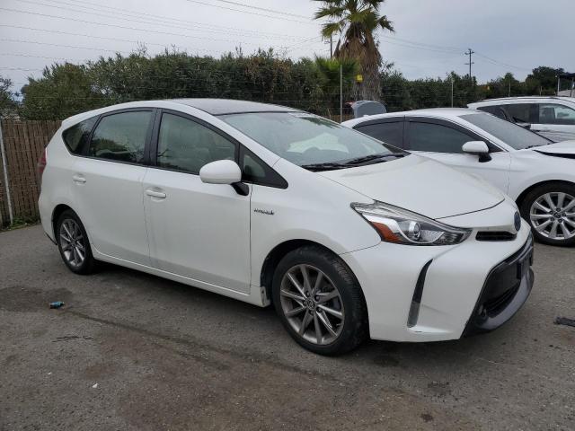 JTDZN3EU2FJ038838 - 2015 TOYOTA PRIUS V WHITE photo 4