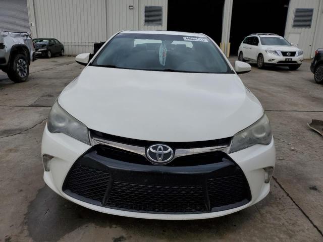 4T1BF1FK0GU179547 - 2016 TOYOTA CAMRY LE WHITE photo 5