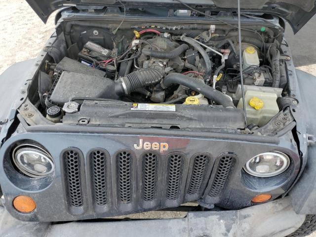 1J8FA54137L155098 - 2007 JEEP WRANGLER SAHARA GRAY photo 11