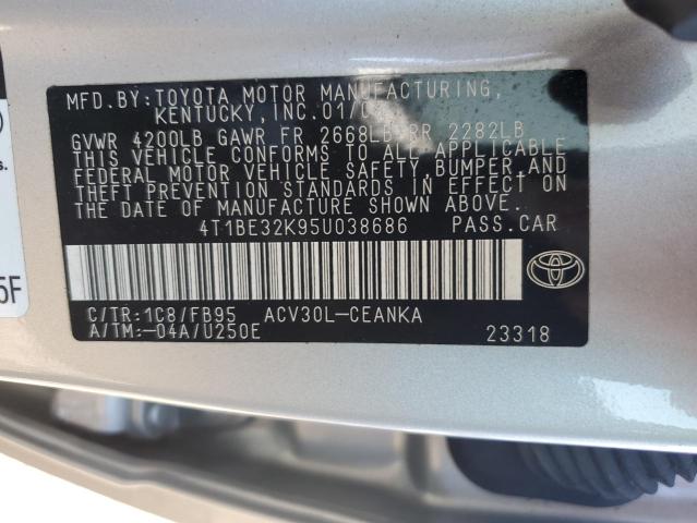 4T1BE32K95U038686 - 2005 TOYOTA CAMRY LE SILVER photo 13